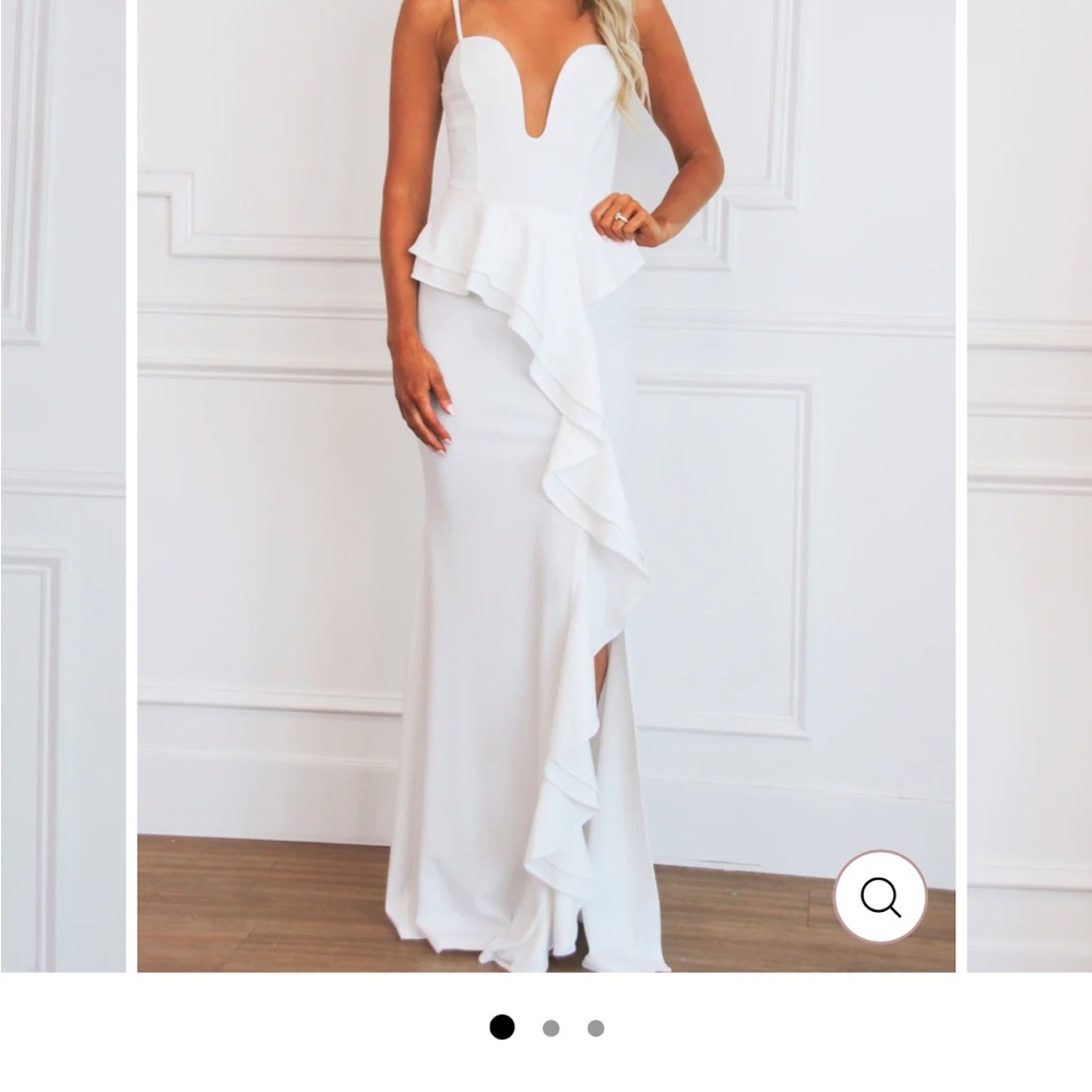 SAYLOR RUFFLE MAXI DRESS: WHITE - Picture 3 of 7